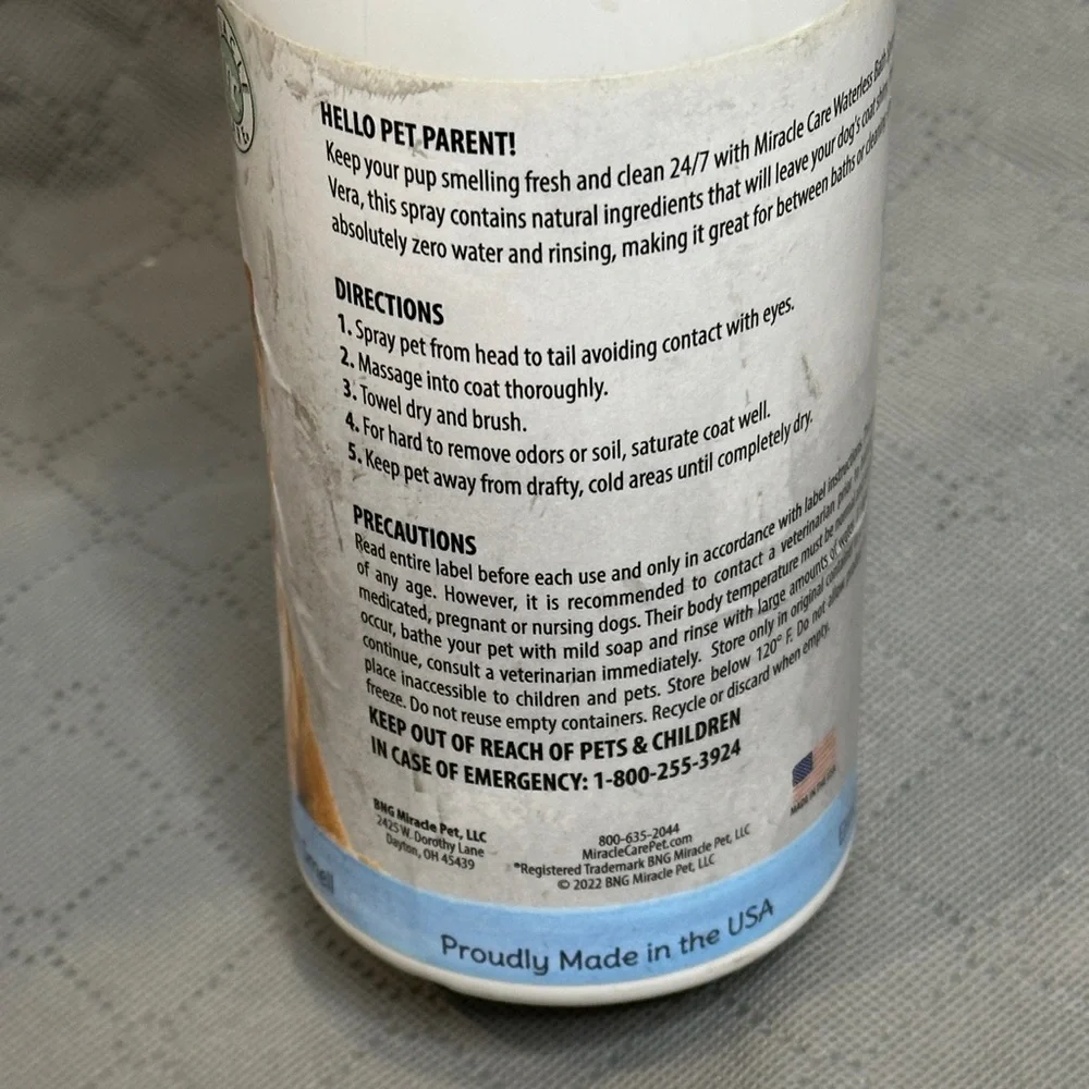 Miracle Care Made in the USA Waterless Bath for Pets Enzyme Powered Bath Spray